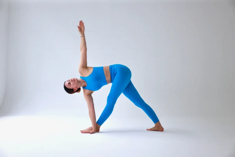 Йога при запорах и проблемах с кишечником