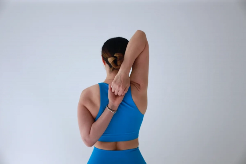 Асаны против болей в шейно-воротниковой зоне