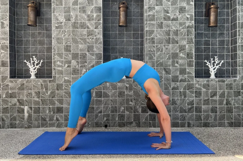 Йога для счастливого настроения