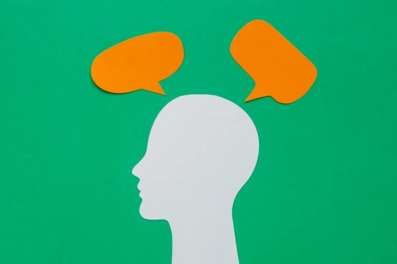 Внутренний критик и голос заботы: как выбрать, кого слушать?